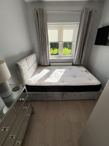 Crushed velvet divan bed with mattress (4 Foot).