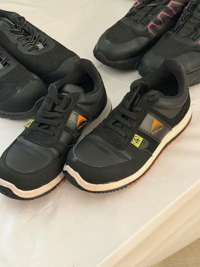 Safety shoes Size 6  15euro each or 40euro all