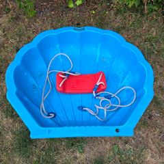 free Sand or Water pit and swig chair