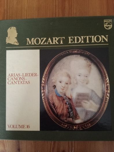 Motzart Vinyl box set