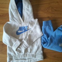 Nike Hoodie & Jogger Set