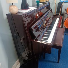 upright piano