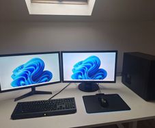 Complete 1080p Esports & Streaming Setup | RTX 2060 Super | 32GB RAM | Dual 144Hz Monitors | Full Razer Gear