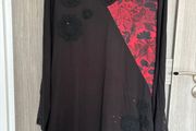 Joe Browns floral tunic top with lace detail