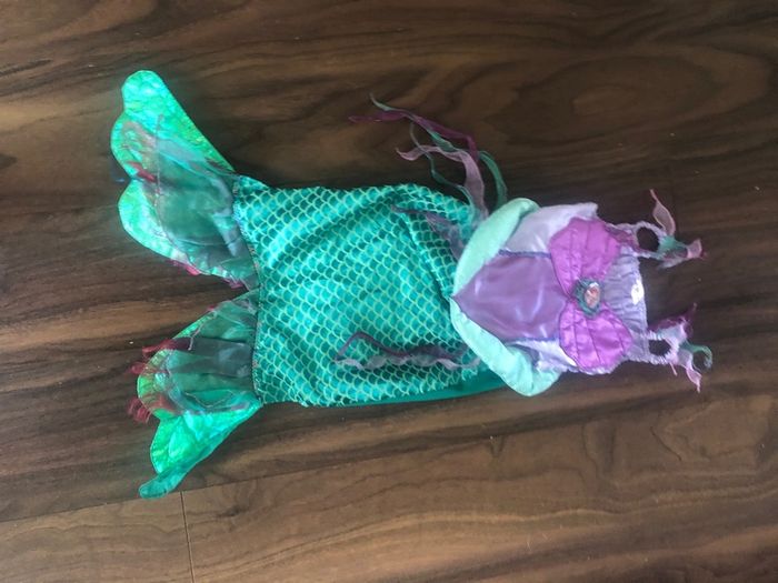 1 Little Mermaid Disney Costume 5-6 years