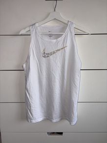 Nike vest