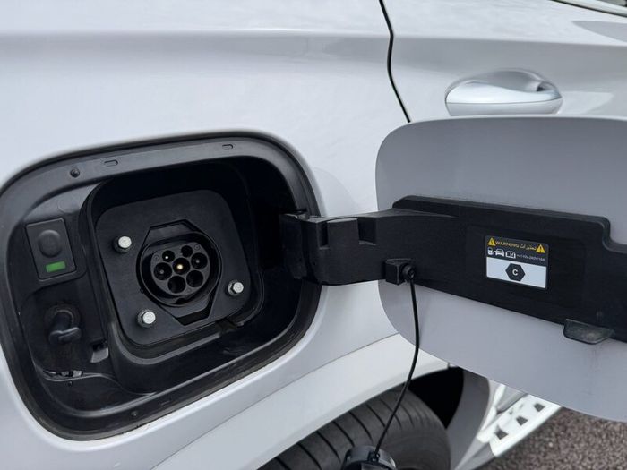 2021 Hyundai Santa Fe Plug-In Hybrid Low mileage