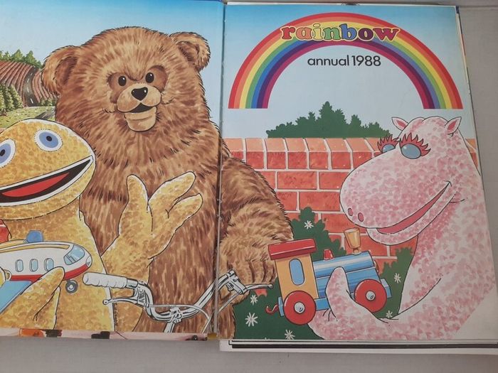 Rainbow vintage annual 1988
