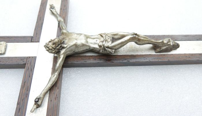 Vintage 10" Italian Wooden Wall Crucifix with Silver Corpus