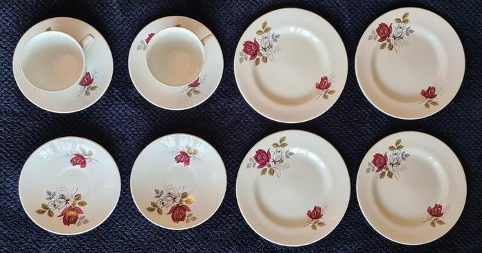 Carrigaline Pottery - Rose Floral Design - tea set pieces