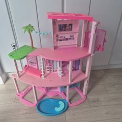 Barbie Dream House