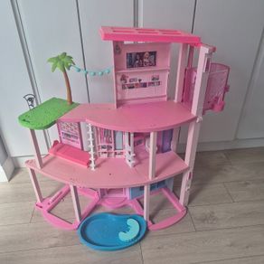 Barbie Dream House