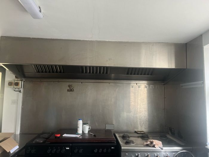 3 bay extractor fan