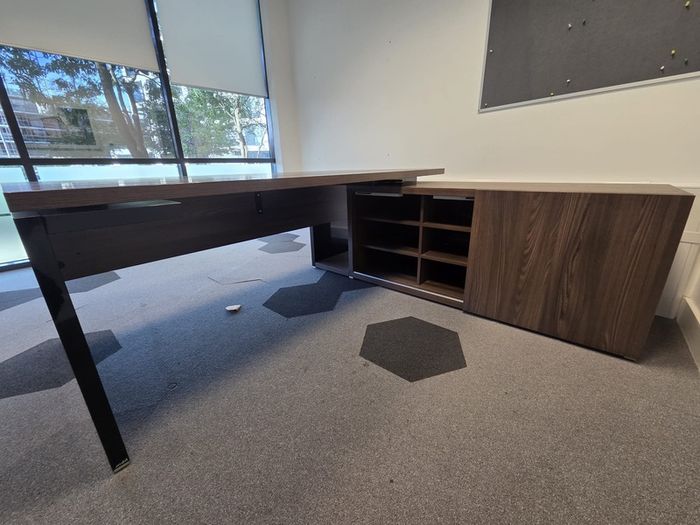 desk