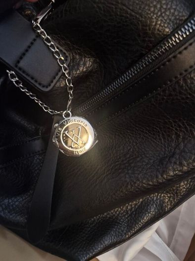 Leather handbag