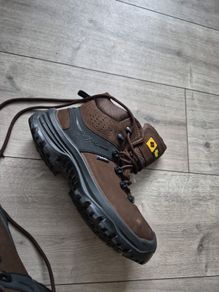 new hiking boots. Size. UK 5.