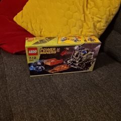 Lego Power Miners Granite Grinder 8958 (free shipping)