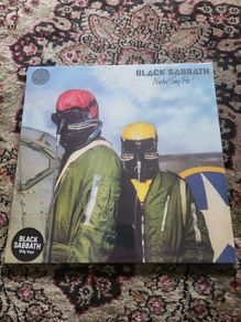 Black Sabbath: never say die LP