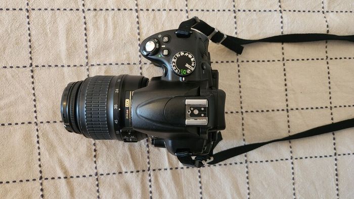 Nikon D5000
