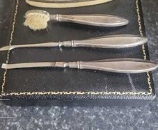 4 Peace silver Manicure set