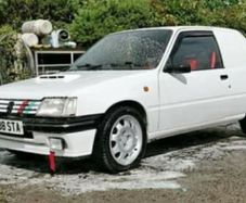 Peugeot 205 Van breaking
