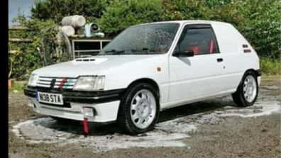 Peugeot 205 Van breaking