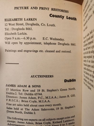 A Guide To  Irish  Antiques  And Antiquedealees 1967. Edited By  George Stacpoole. Paperback In Good Condition.