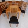 Dinning Table & Chairs Image 3