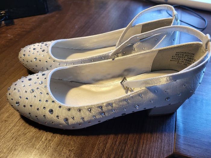 Monsoon Confirmation girl shoes (UK 3/ EU 36)