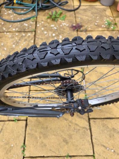 Apollo creed full suspension bike, need some TLC, new tyres, 24 inch