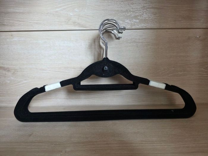 Space Saving Velvet Hangers