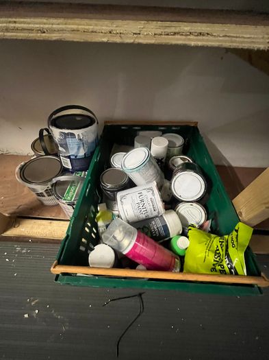 Set-Building, Fixings, Paint & Consumables Lot