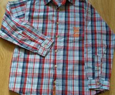 SALE E4  "Dunnes" Shirt. Age 7-8