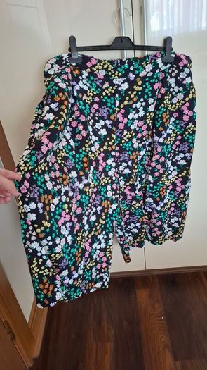 Women's Shorts (UK Size 22-24)