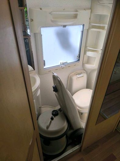 5 Berth Elddis Odyssey Caravan + Motor Movers