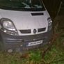 Renault traffic breaking Image 2