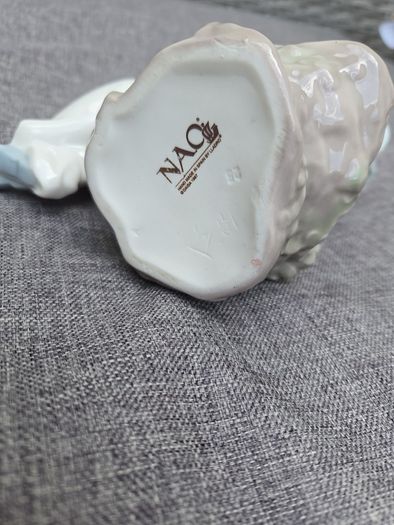 porcelain
