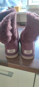 ladies UGG boots
