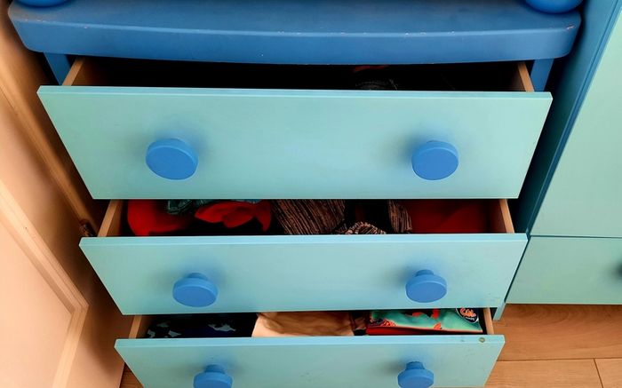 Wardrobe and two chests of drawers