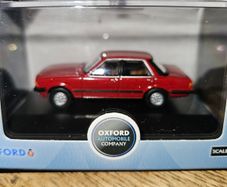 Oxford Diecast Ford Cortina mk5 1.76 Scale