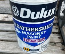 Dulux textured masonry paint white unopened 5L