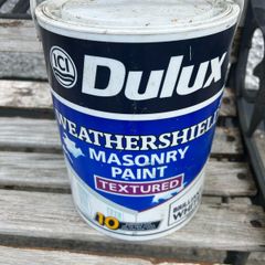 Dulux textured masonry paint white unopened 5L