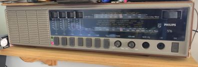 Vintage radio Phillips