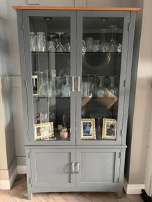 Display cabinet