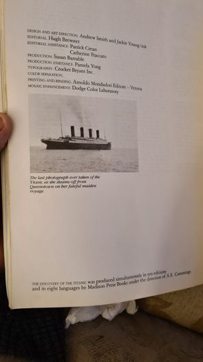 The Discovery Of The Titanic By Dr Robert Ballard. Large Volume Paperback Book In Good Condition. 32.