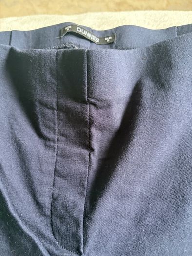 Navy cropped trousers