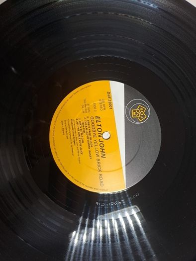 Vinyl.Goodbye Yellow Brick Road.Limited Edition Yellow