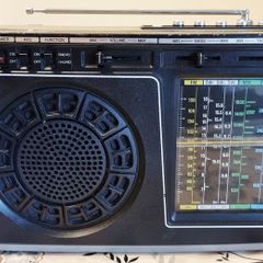 From 1974 rare Sony ICF-8900L radio, Made in Japan.
