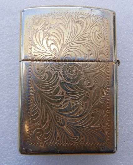 Vintage VENETIAN Engraved Zippo  Lighter Bradford