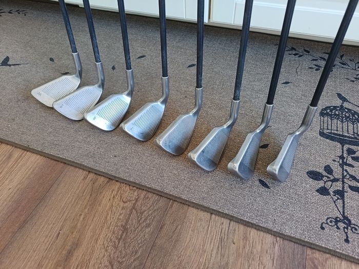 Ping Zing Phoenix Golf Irons Set: 3iron to Wedge